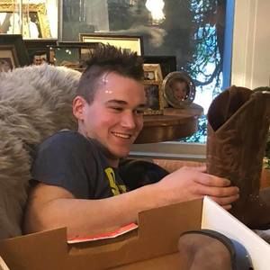 Meet your Posher, Will